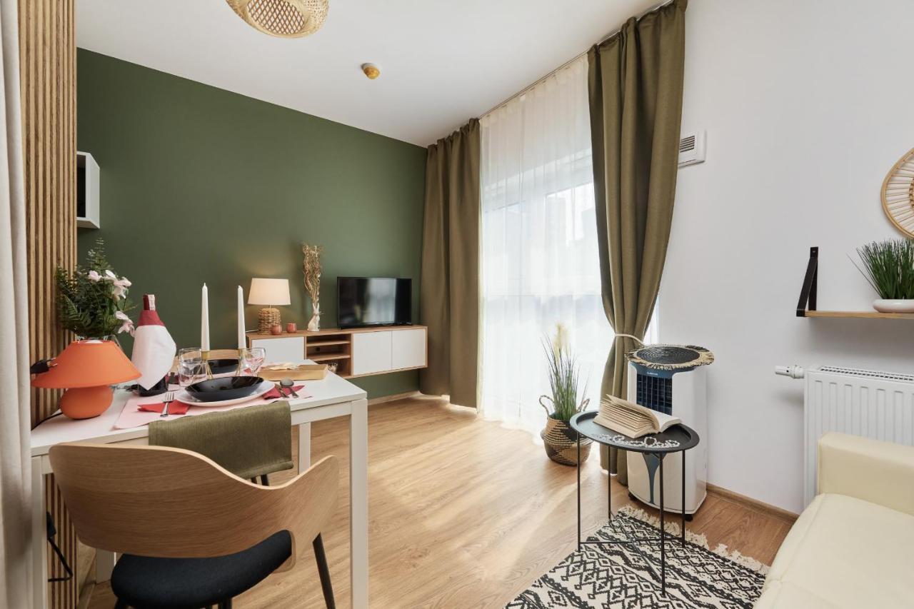 City Panorama Studio Apartments Jaworska 4 By Noclegi Renters วรอตซวาฟ ภายนอก รูปภาพ