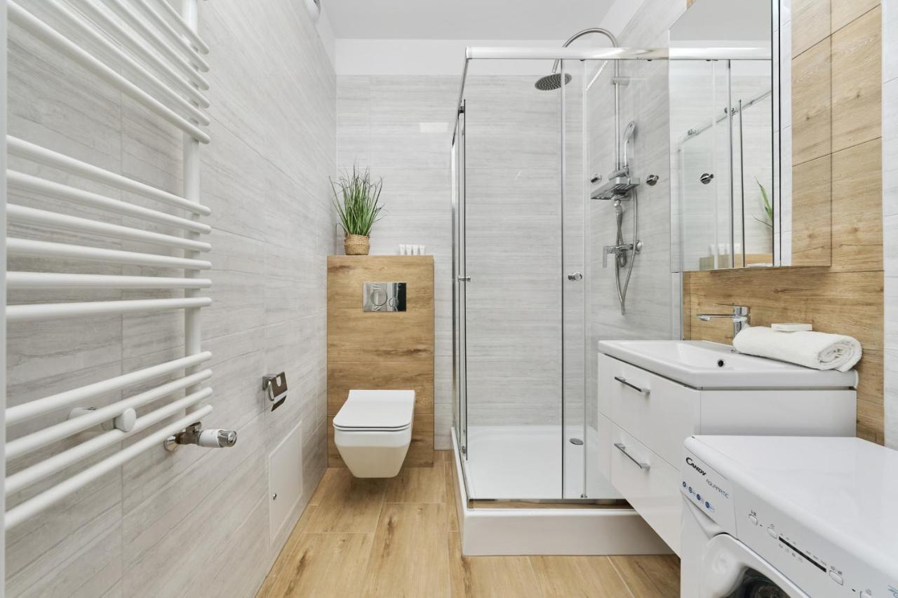 City Panorama Studio Apartments Jaworska 4 By Noclegi Renters วรอตซวาฟ ภายนอก รูปภาพ