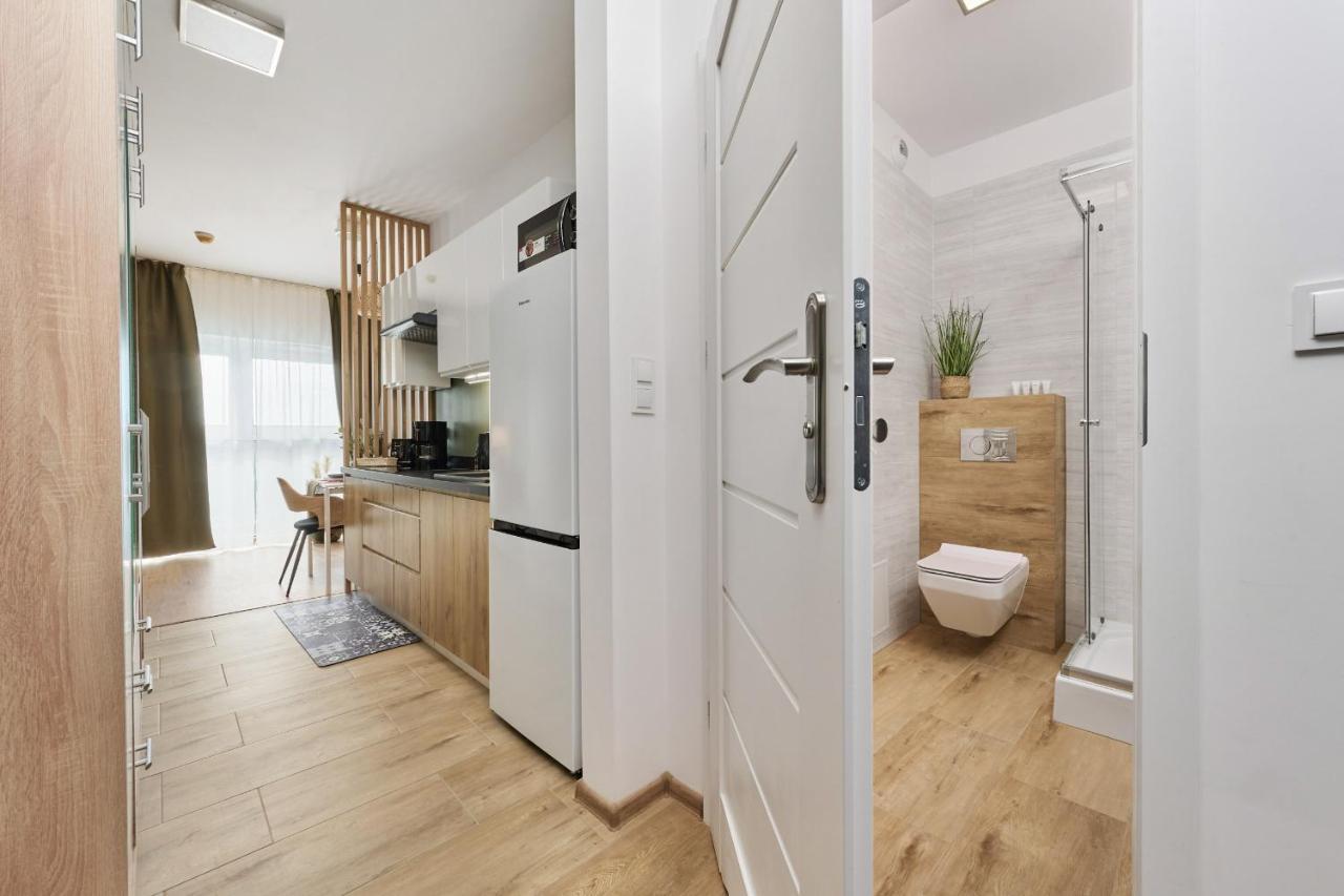 City Panorama Studio Apartments Jaworska 4 By Noclegi Renters วรอตซวาฟ ภายนอก รูปภาพ